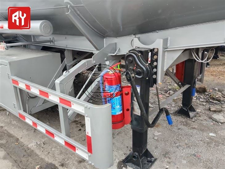Fuel Transport Aluminum Tanker Trailer price